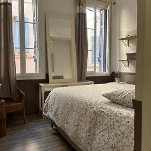 https://agapee-aix-en-provence.aixenprovencehotels.org